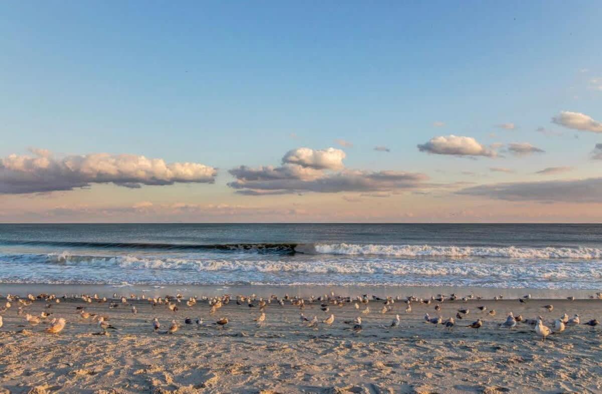 Вилла *Oceanfront Retreat*King Bed *Great Pools, Hot Tubs+++*O41 Миртл-Бич Экстерьер фото